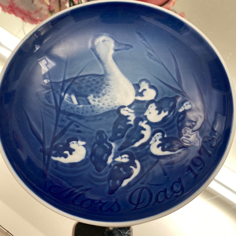 Bing & Gondrahl Mothers Day 1973 Collectible Plate / B&G Duck Plate